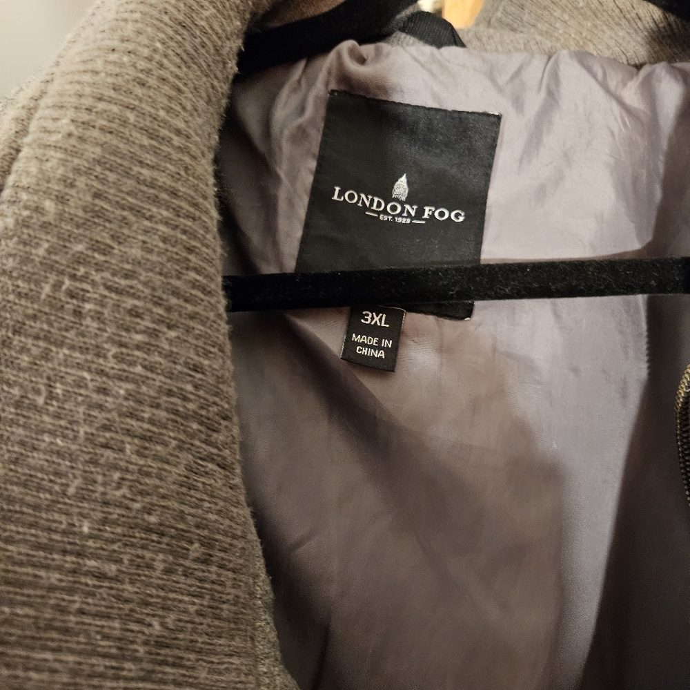 Gray coat 3x
